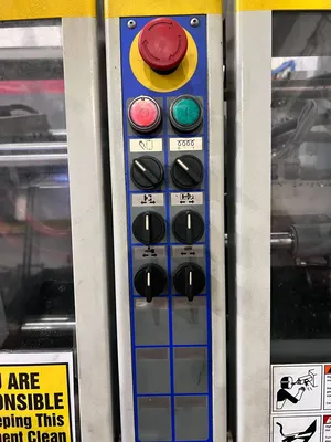 1998 BATTENFELD BA 250/50 CDC Plastic Injection Mold | Universal Press & Machinery (UPM) (3)