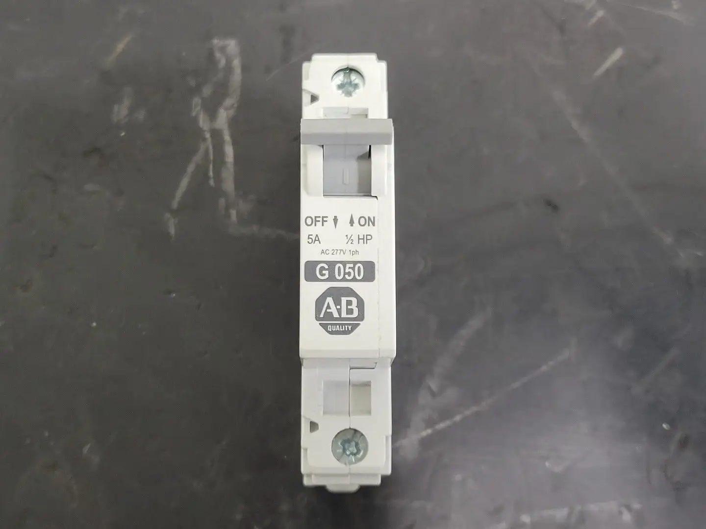 Used ALLEN-BRADLEY 1492-CB1-G050 Switchgears British Columbia CA | Lenmark #243100