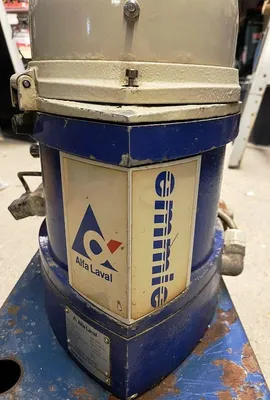 Alfa-Laval EMMIE MIB 303S-13 oil purifier module.