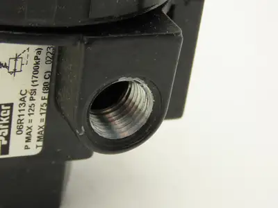 Parker 06R113AC Pneumatic Air Pressure Regulator 1/4" NPT
