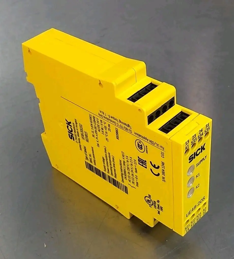 SICK UE10-30S3D0 Safety Relay Loc5D21