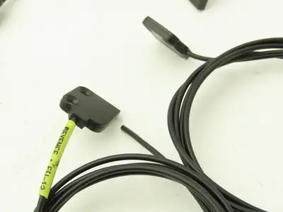 Keyence FU-12 Fiber Optic Cable Lot of 8