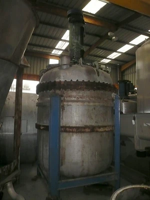 _UNKNOWN_ _UNKNOWN_ Kettle Alloy Atmos & Press Reactor Europe 5,000-19,999 Litres | Perry Equipment (1)