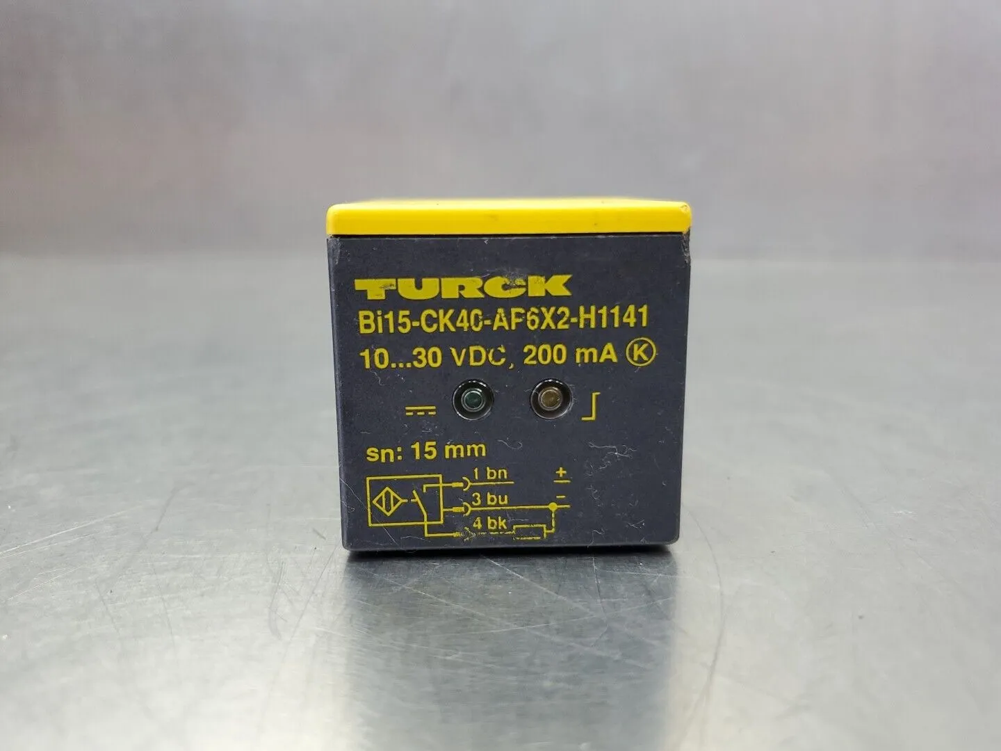TURCK Bi15-CK40-AP6X2-H1141 10-30VDC Proximity Switch. 5D