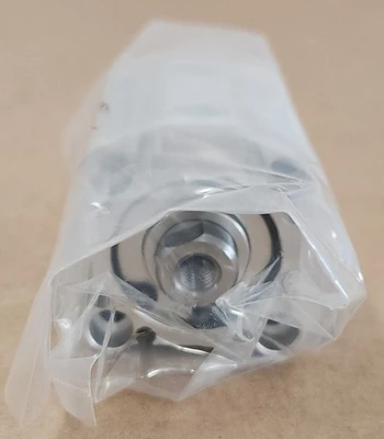 NEW SMC CDQ2B32-15DCZ