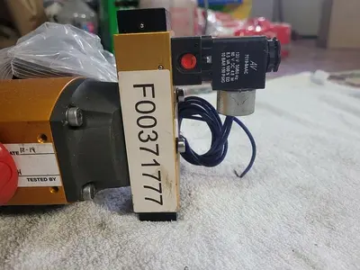 USED WORCESTER CONTROLS 10F39SW120A