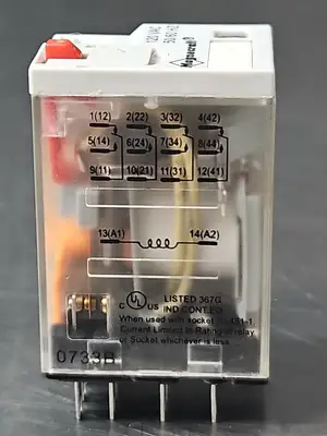 Schneider Magnecraft 782XDX2MAL Relay lot w/5 loc4D39