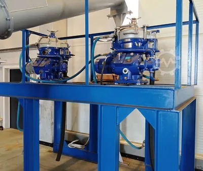 (2) Alfa-Laval MAB 205S-24 oil purifiers on platform.