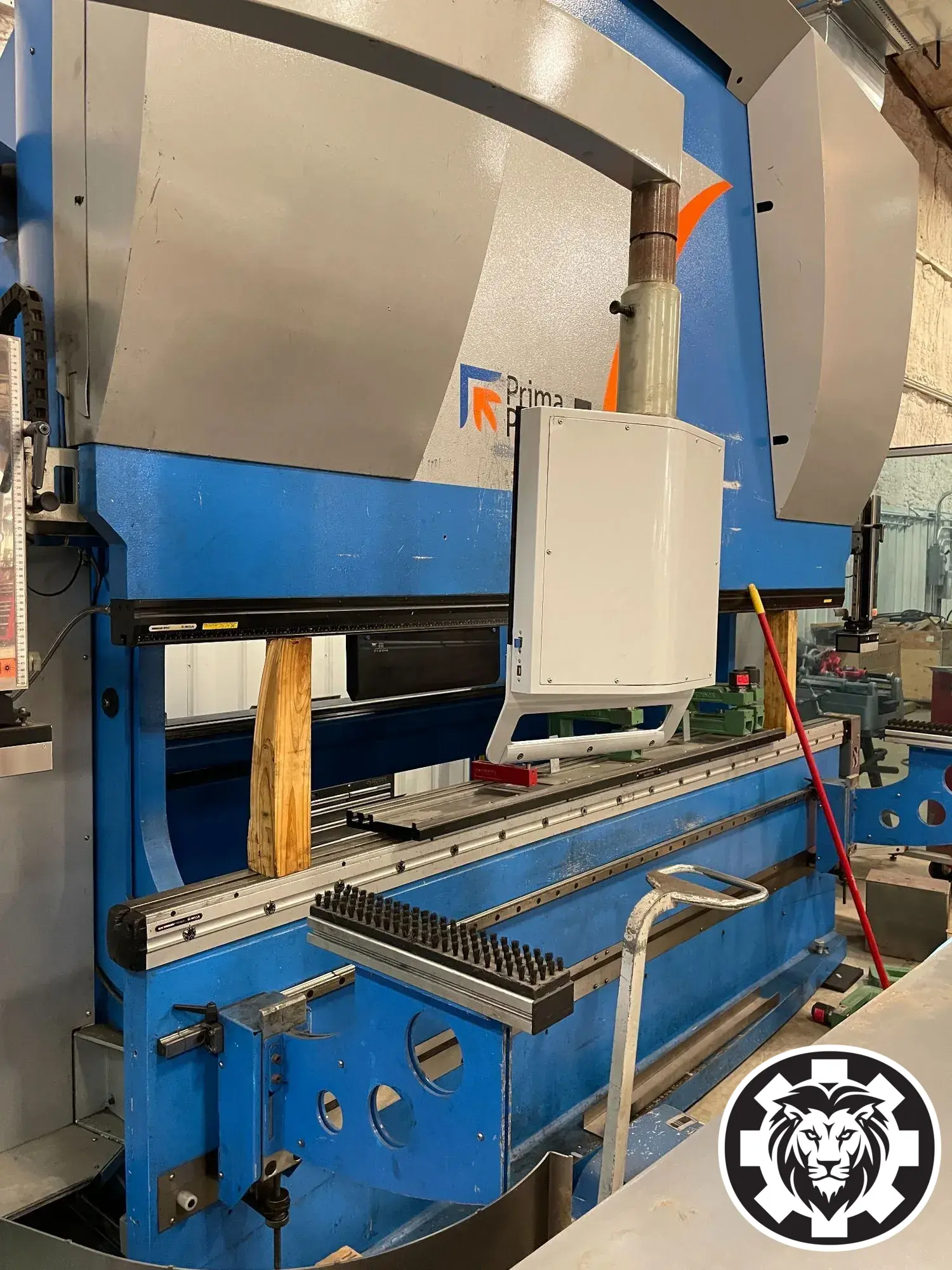 Adira PA-22030 Press Brake, 2011