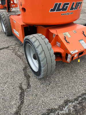 USED 2017 JLG E450AJ