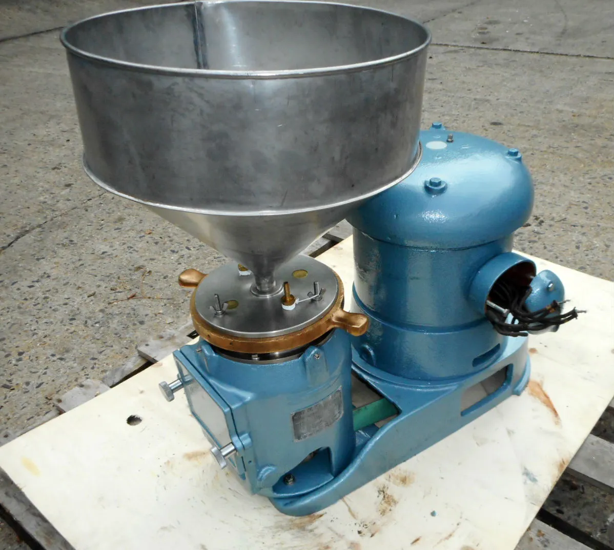 USED PREMEIR UB 7 4 INCH COLLOID