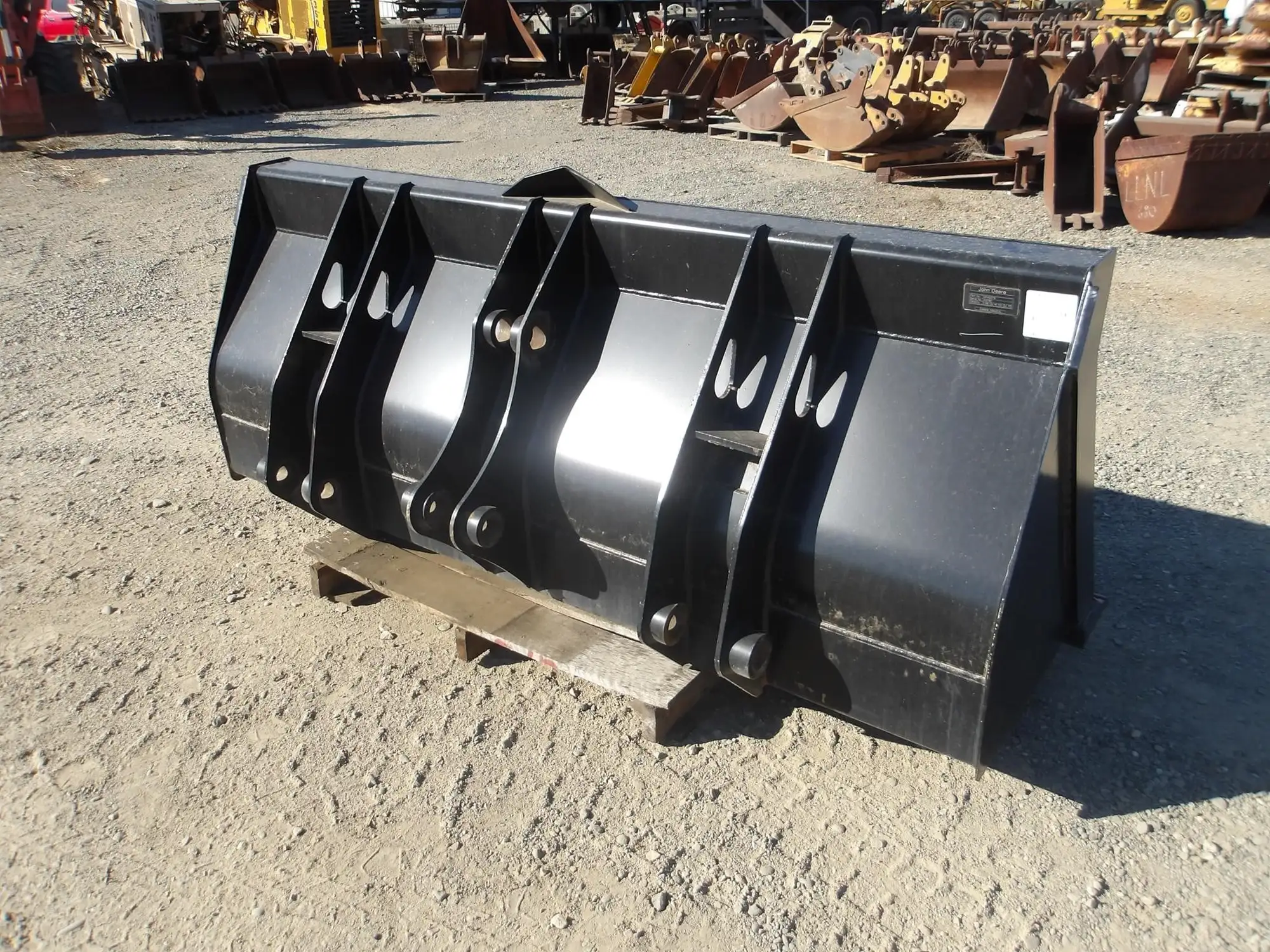 Used 2022 DEERE 1.12 CUBIC YARD Earth Buckets California US | Western Trencher & Equipment, Inc. #1497826