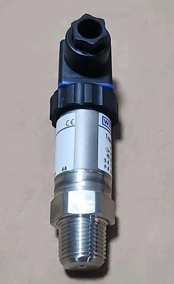 NEW WIKA S-10