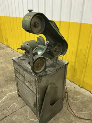 BURR KING MODEL #760 BELT SANDER & CENTRAL MACHINERY MODEL #1024 DOUBLE END GRINDER ON COMMON BASE: YOBRO #24820