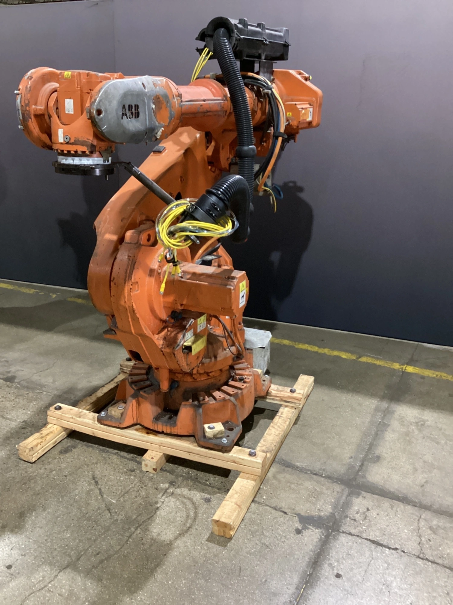 Used 2012 ABB IRB 6640-130/3.20 Robots Michigan US | iGAM Industrial Marketplace #1466489