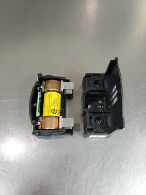 USED Bussmann JT60030 Fuse Holder w/LPJ-10SP 600VAC/300VDC Fuse