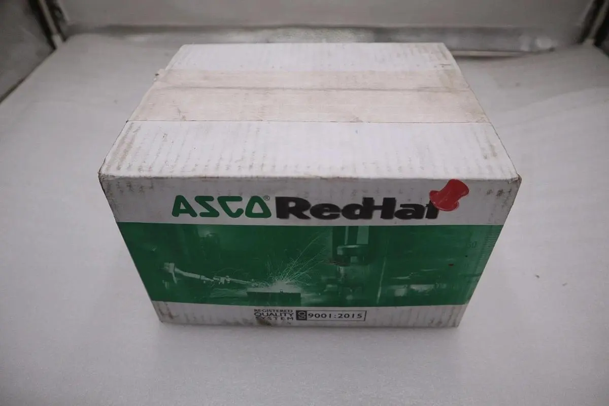 ASCO Red-Hat 8210G022 Solenoid Valve 2 Way 120/60 110/50 - STOCK GF44
