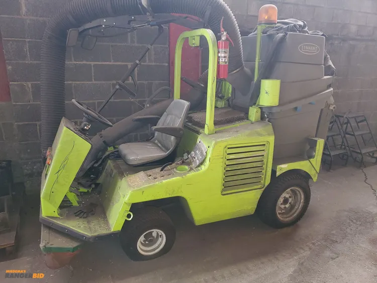 Used TENNANT ATLV 4300 All-Terrain Litter Vacuum Michigan US | Miedema Asset Management Group #1424667