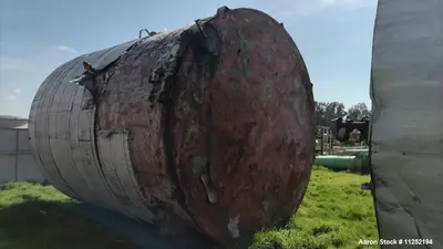 Used 10,000-Gallon Carbon Steel Tank – 12' Diameter, Insulated, Dished Top
