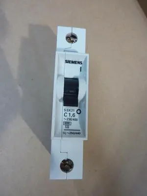 USED SIEMENS 5SX21C1