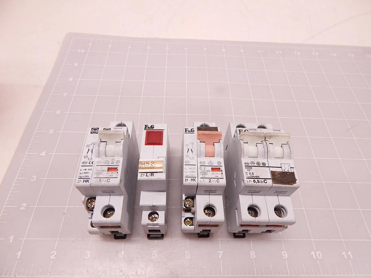 Used F&G _UNKNOWN_ Circuit Breakers Texas US | OCO Industrial #1690205