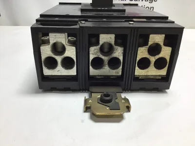 Square D 600AMP Molded Case Circuit Breaker