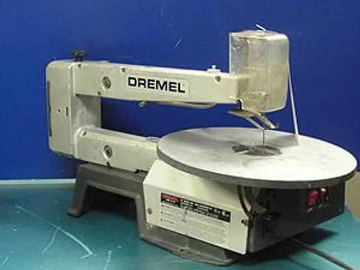8207-600 Dremel Model 1671 16″ Reciprocating Bench Model Scroll Saw