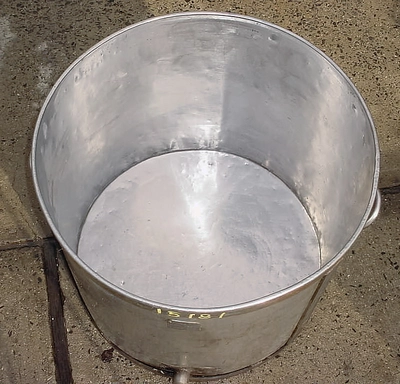 USED 90 GALLON MIXING TANK 90 GALLON