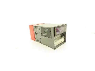 Foxboro 763RNA Chart Recorder 110-240VAC 50/60Hz 1ph