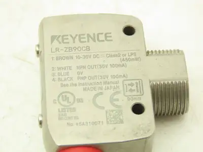 Keyence LR-ZB90CB Self-Contained CMOS Photoelectric Laser Proximity Sensor