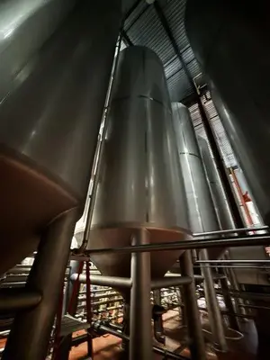 1995 MUELLER 16,600 GALLON Stainless Steel Tanks | Perry Equipment (1)