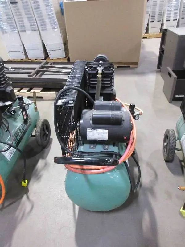 SPEED AIRE AIR COMPRESSOR