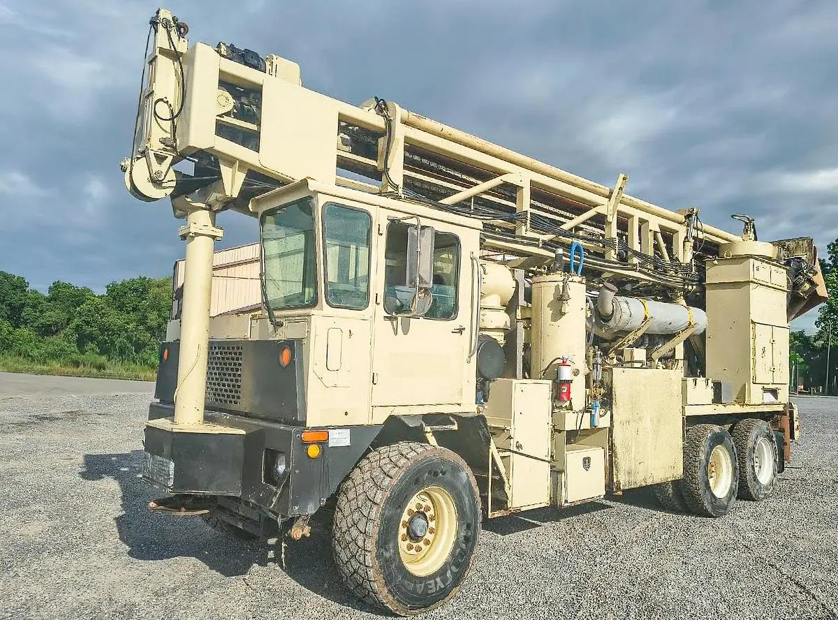 Used 2004 INGERSOLL-RAND T4BH BLAST HOLE DRILL RIG Drill Rigs Pennsylvania US | East West Machinery & Drilling #1418074