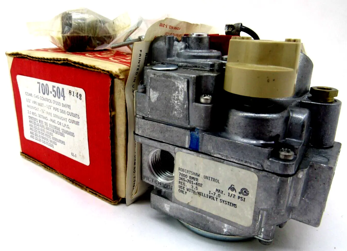 NEW ROBERTSHAW 700-504 GAS VALVE 700504