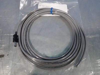 NEW OMRON R88ACSK005SU1