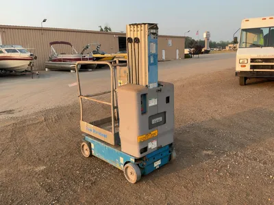Used 2009 GENIE GR-20 RUNABOUT Vertical Mast Lifts Michigan US | Miedema Asset Management Group #1320449