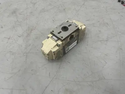USED VICKERS DG4S-5-2C-W-T-11