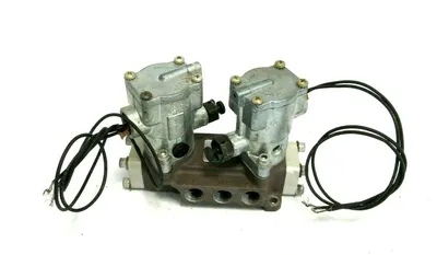 NEW SCHRADER BELLOWS L465-3 3-102 DUAL SOLENOID VALVE ASSEMBLY L46533102