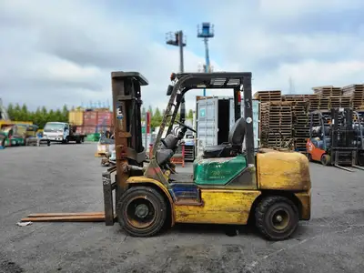 USED KOMATSU FG30HT-14