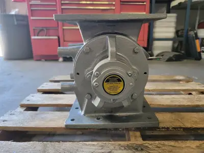 6" x 6" Rotary Airlock Valve
