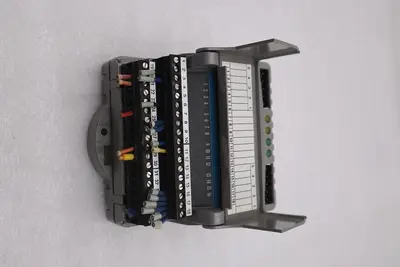 GIDDINGS & LEWIS M.1300.7372 R1 Input Module 24VDC SINK/SOURCE STOCK 647-D