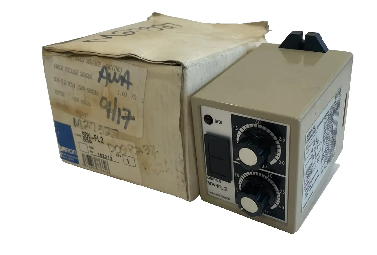 NEW OMRON SDV-FL2 VOLTAGE SENSOR DC24V SDVFL2