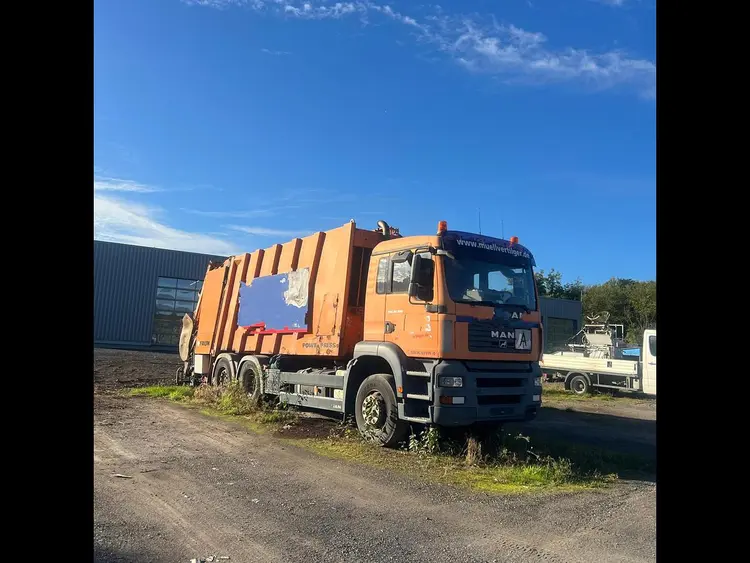Used 2007 MAN TGA 28.320 6X2-4BL Trash Compactors | UCY Industrial GmbH #387536