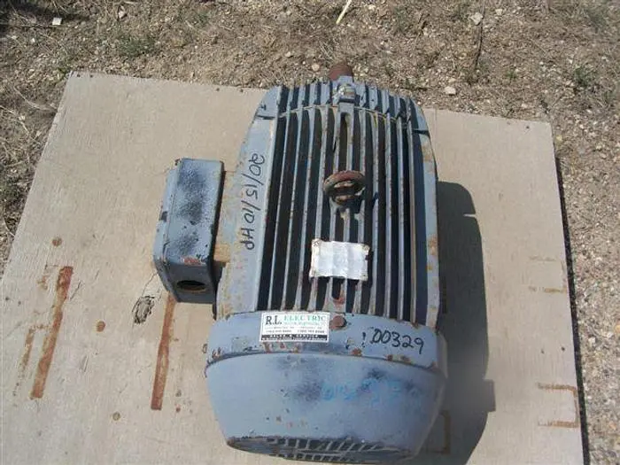 Used WEG 20/15/10 Motors (misc) Saskatchewan CA | Chad Equipment #466617