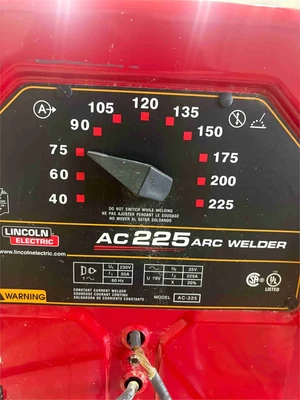 USED LINCOLN AC 225