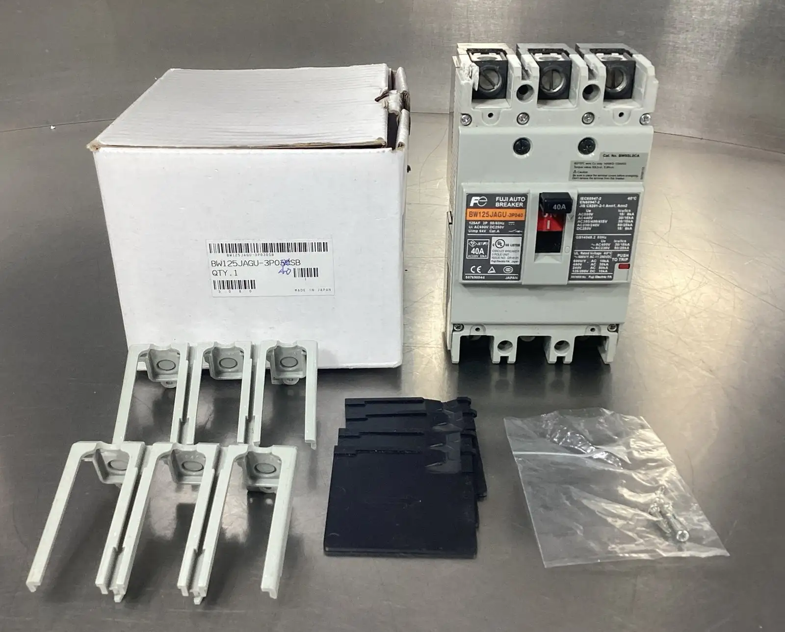 Used Fuji Electric BW9SL0CA Circuit Breakers | Palmetto Automation #1149536