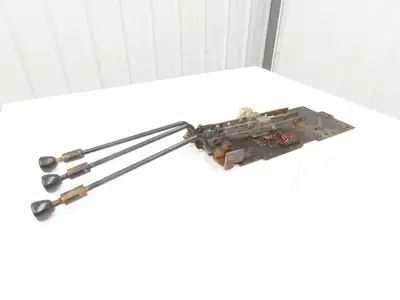 Yale Forklift Three Lever Control With Lift Tilt Shift Off ERC100HHN48TV096