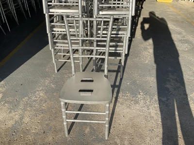 Used 32 WOODEN CHAIRS Party/Banquet Supplies Michigan US | Miedema Asset Management Group #1761360