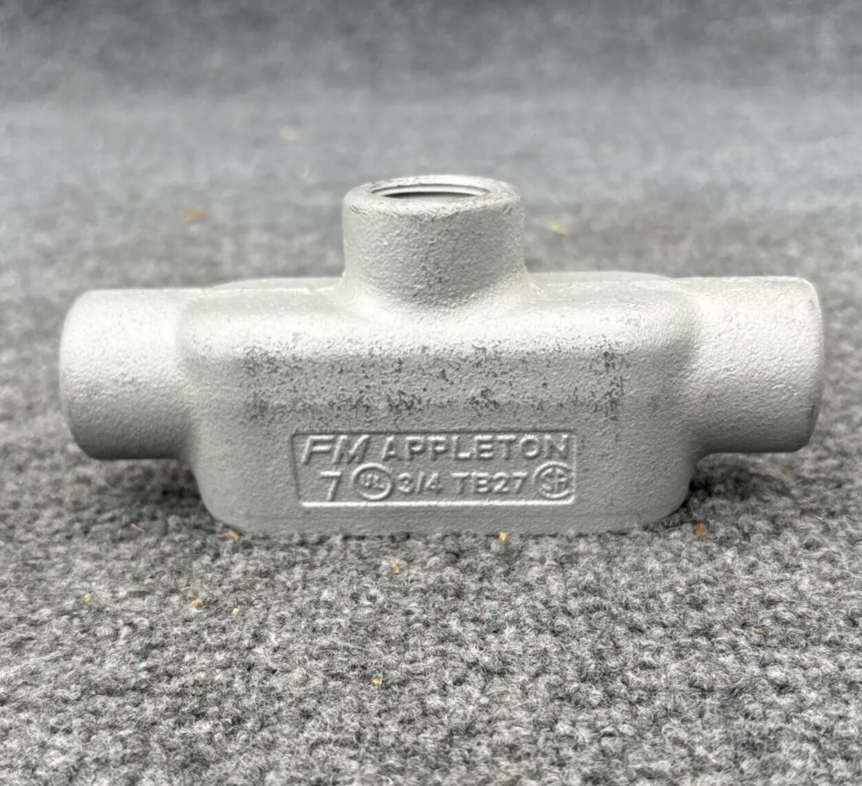 New | in-Stock Appleton TB27 Electrical Fittings California US | Davliegogo LLC #1708194