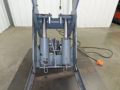 Used PENTALIFT _UNKNOWN_ Misc Lifts Indiana US | Arrow Industrial #1367358